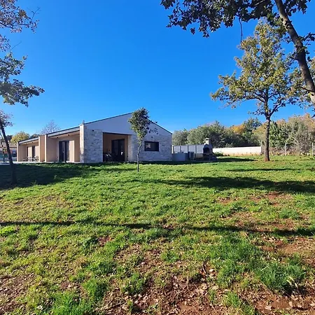 'villa Bosco Oscuro By Interhome * Peruški