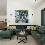 'villa Bosco Oscuro By Interhome Feriehus