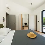 'villa Bosco Oscuro By Interhome