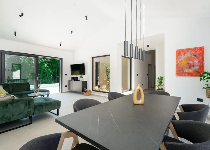 'villa Bosco Oscuro By Interhome *